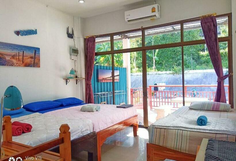 اتاق خانوادگی, Runa Group House Samed