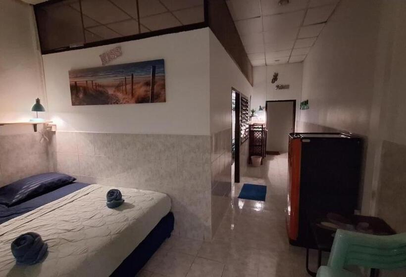 استودیو استاندارد با تراس, Runa Group House Samed