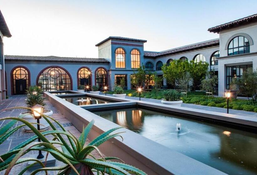 سوییت جونیور با بالکن, Santé Wellness Retreat & Spa