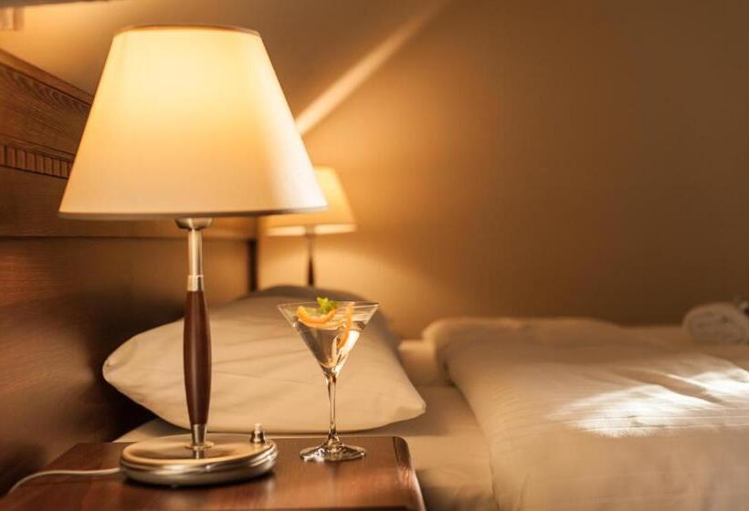 آپارتمان 1 خوابه, Forrest Hotel & Restaurant