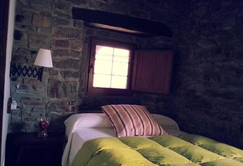 اتاق استاندارد, Hostal De Montaña La Aldeya