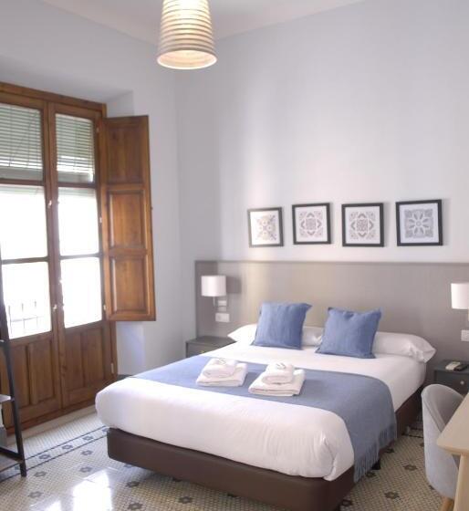 Quarto Superior, La Perla Granada Suites