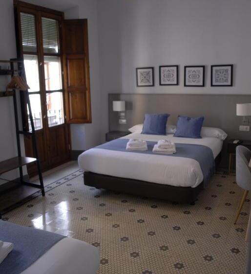 Quarto Superior, La Perla Granada Suites