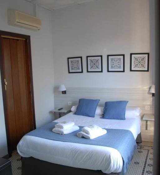 Quarto Familiar, La Perla Granada Suites