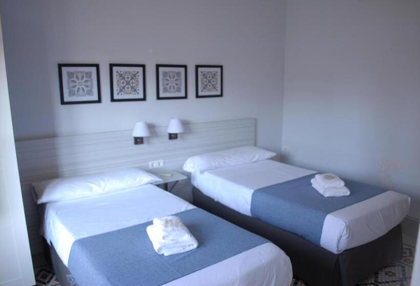 Quarto Familiar, La Perla Granada Suites