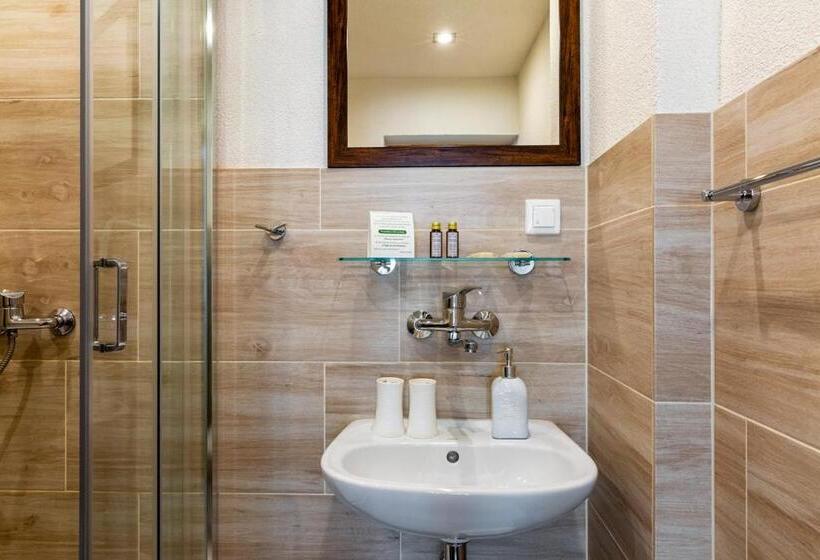 اتاق استاندارد, Ariston