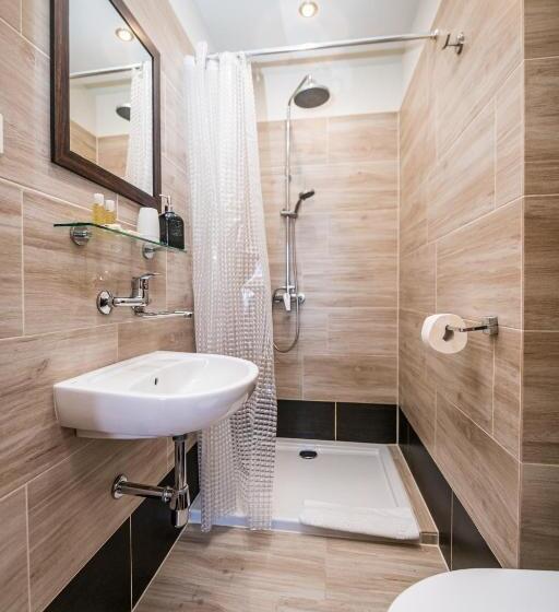 اتاق استاندارد, Ariston