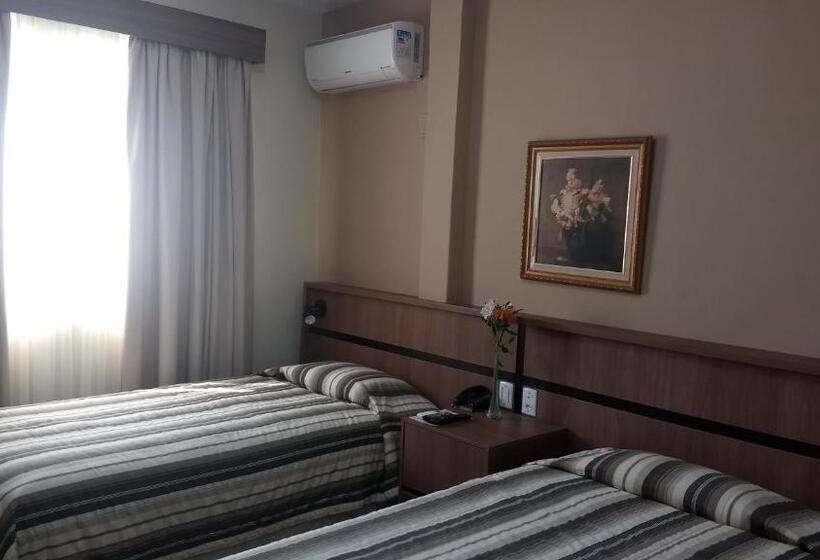 اتاق استاندارد تودرتو, Castel Plaza