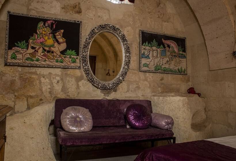 اتاق استاندارد, Cave Art