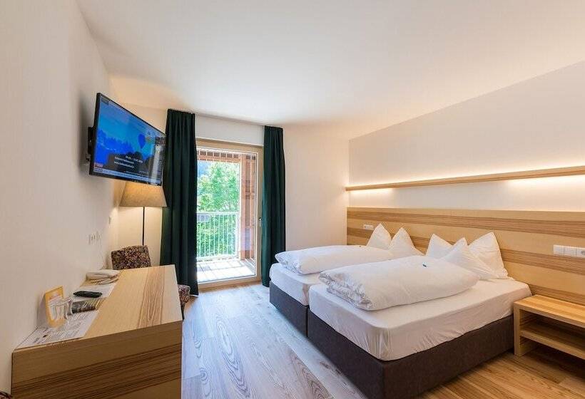 اتاق سوپریور, Dolomiten
