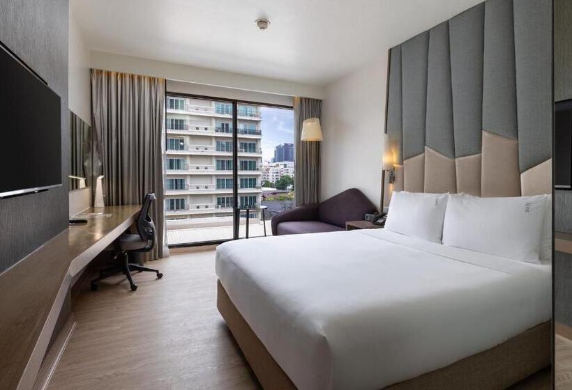 适合残疾人使用的标准间, Holiday Inn Express Bangkok Sukhumvit 11, An Ihg