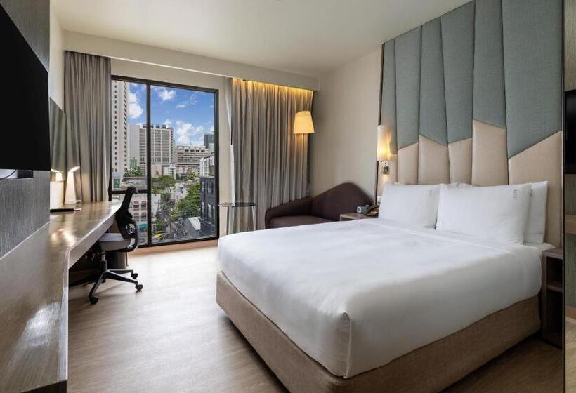 اتاق سوپریور با تخت دو نفره بزرگ, Holiday Inn Express Bangkok Sukhumvit 11, An Ihg