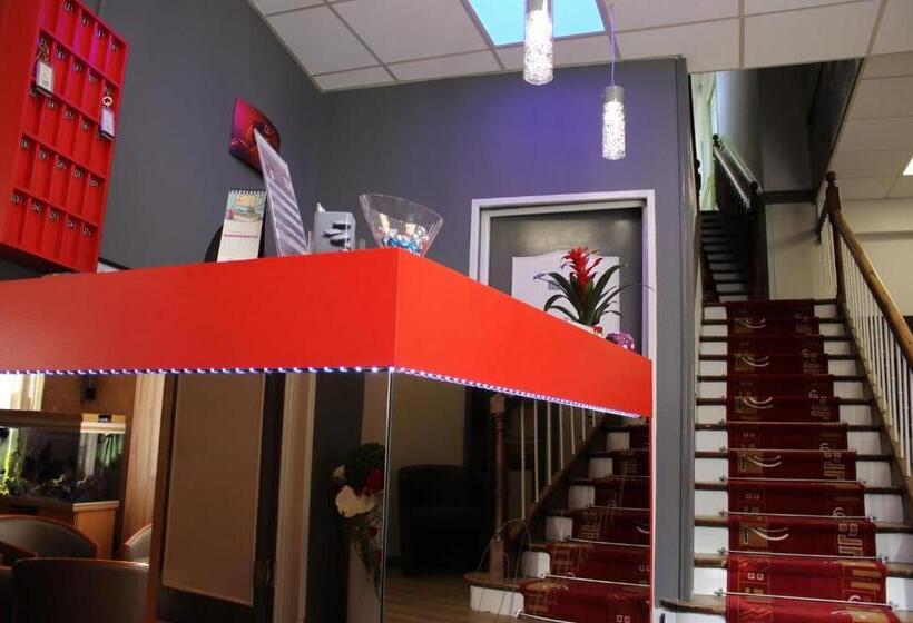 اتاق استاندارد با 2 تخت دوبل, Hôtel Pedussaut