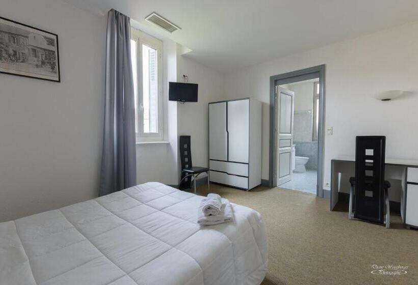 اتاق استاندارد با 2 تخت دوبل, Hôtel Pedussaut
