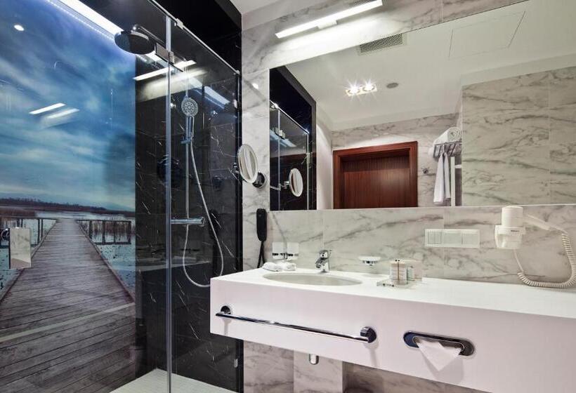 1 Bedroom Apartment Lake View, Mikołajki Leisure & Spa   Destigo Hotels