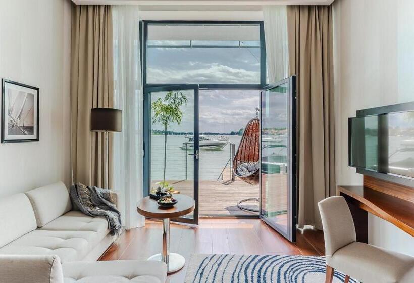 1 Bedroom Apartment Lake View, Mikołajki Leisure & Spa   Destigo Hotels