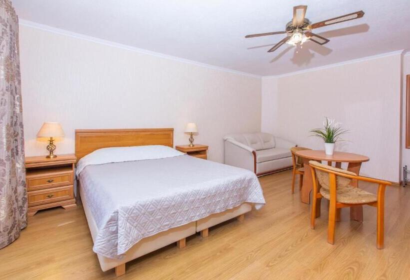 اتاق استاندارد, Apartament Rades
