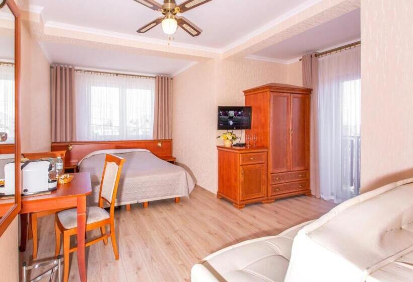 اتاق استاندارد با چشم‌انداز دریا, Apartament Rades