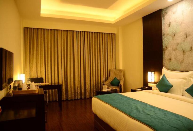 اتاق استاندارد با تخت بزرگ, Ramada By Wyndham Jamshedpur
