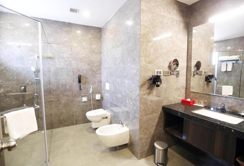 سوئیت با تخت بزرگ, Ramada By Wyndham Jamshedpur
