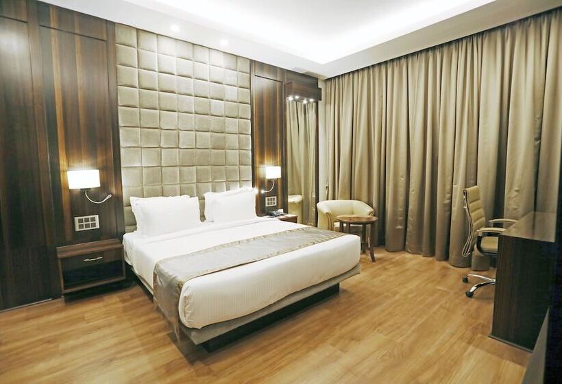 اتاق کلاب, Ramada By Wyndham Jamshedpur