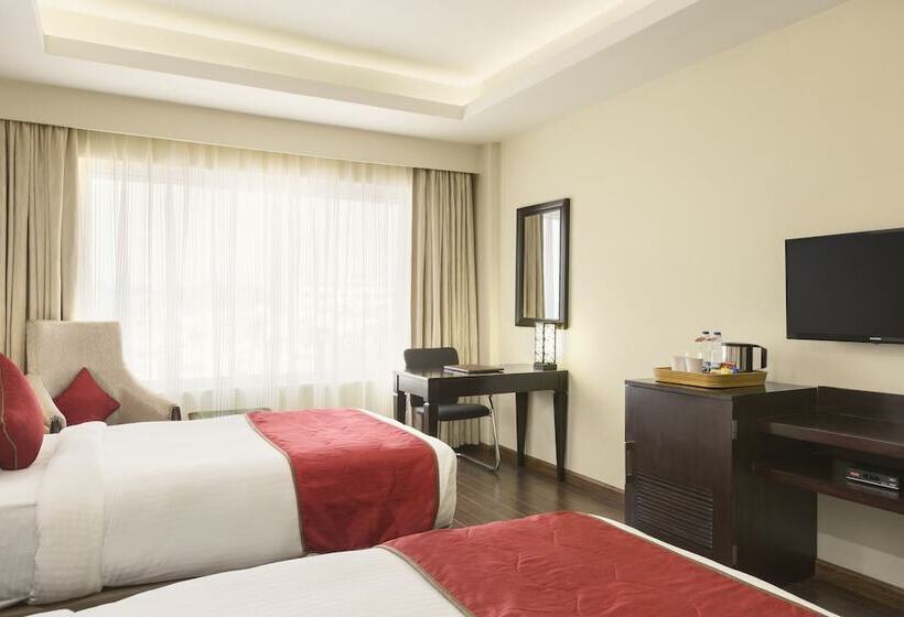 Quarto Estandar, Ramada By Wyndham Jamshedpur