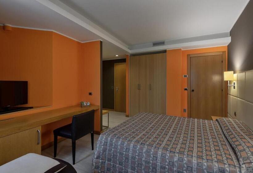 Standard Triple Room, Motel Futura