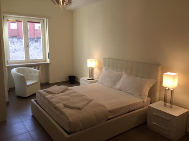 اتاق استاندارد با سرویس بهداشتی مشترک, 3jolie Rooms