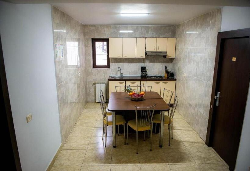 آپارتمان 2 خوابه, Casa Maia