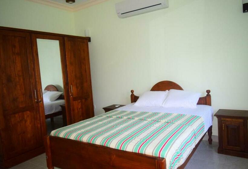 اتاق استاندارد با چشم‌انداز دریا, Sri Lagoon Villa
