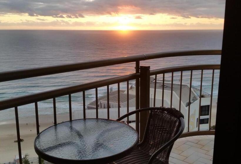 استودیوی استاندارد, Beachcomber Resort   Official