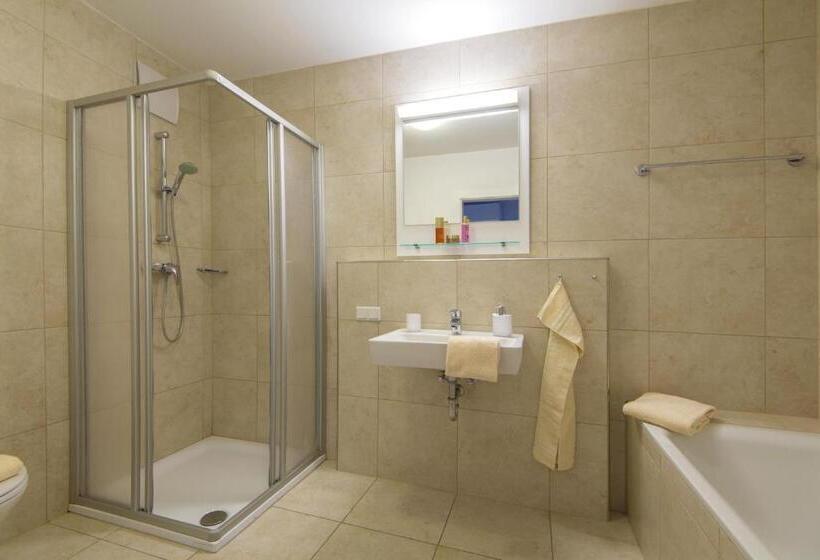 1 Bedroom Penthouse Apartment, Sonnenwende By Alpentravel