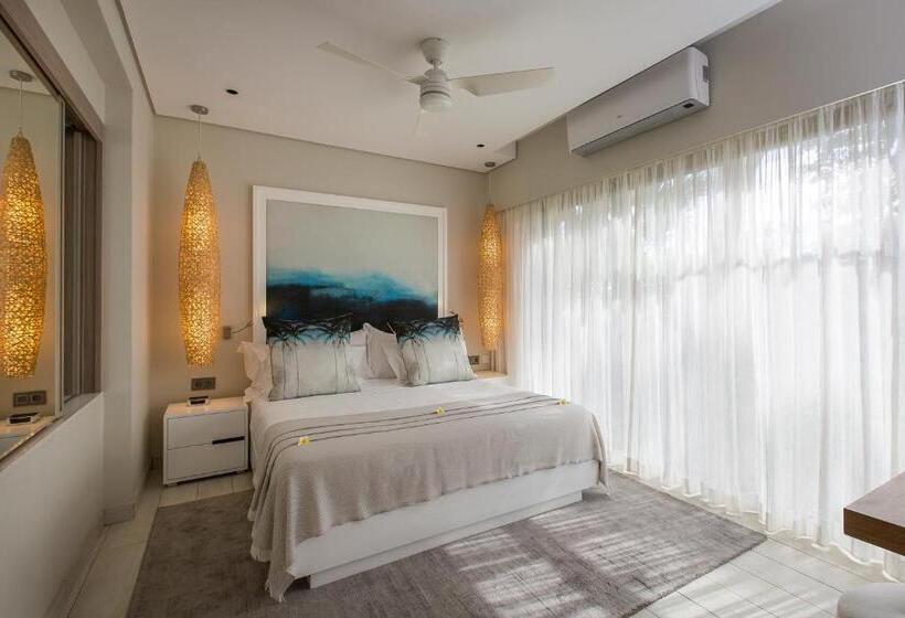 سوئیت جونیور با چشم‌انداز باغ, Anahita Golf & Spa Resort