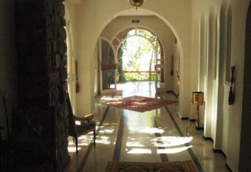 اتاق راحتی, Auberge Des Cascades Imouzzer   Paradise Valley