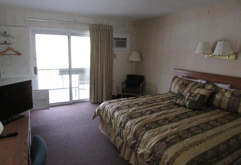 اتاق استاندارد با تخت بزرگ, The Lake George Inn