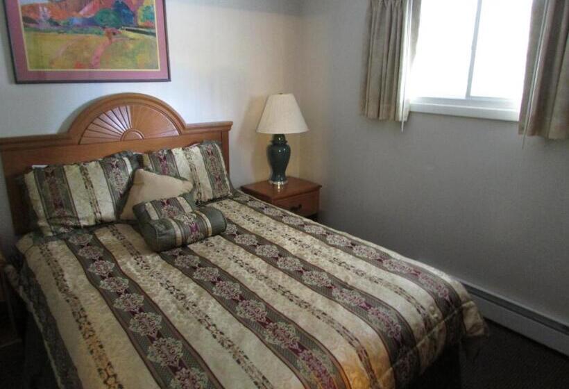 آپارتمان 2 خوابه, The Lake George Inn