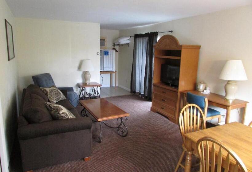 سوییت, The Lake George Inn