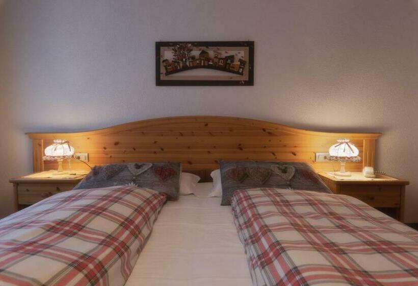 Habitación Clásica, Dolomiti Hotel Cozzio