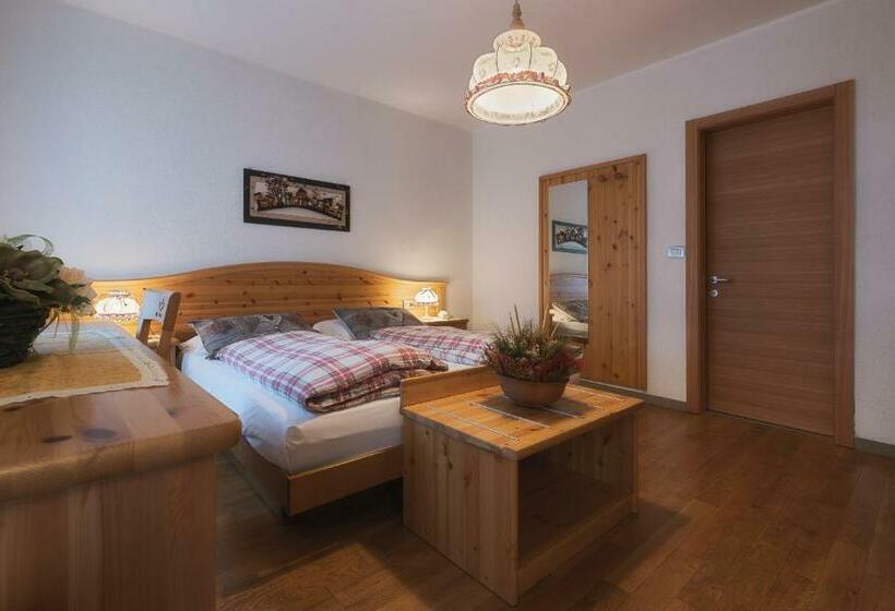 Habitación Clásica, Dolomiti Hotel Cozzio