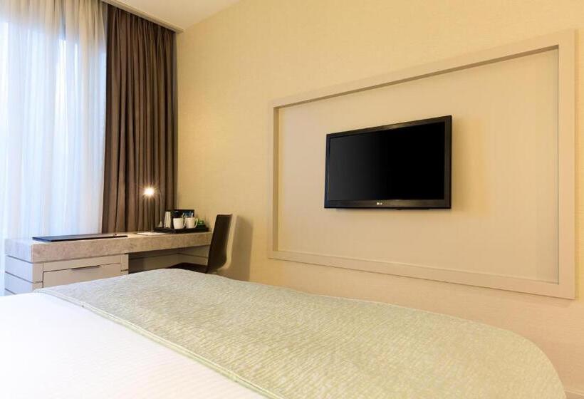 Standard Room King Size Bed, Ac  Istanbul Macka