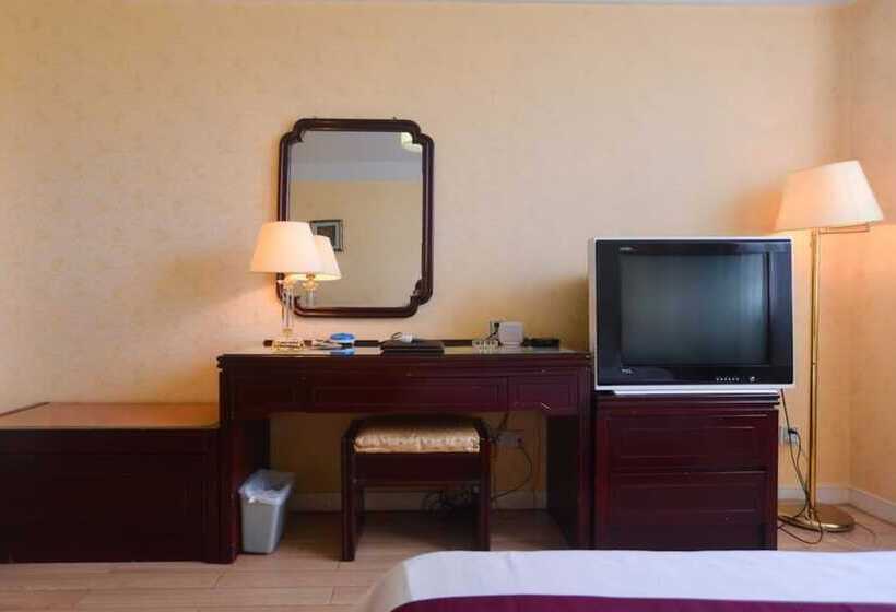 اتاق استاندارد سه نفره, Yangcheng