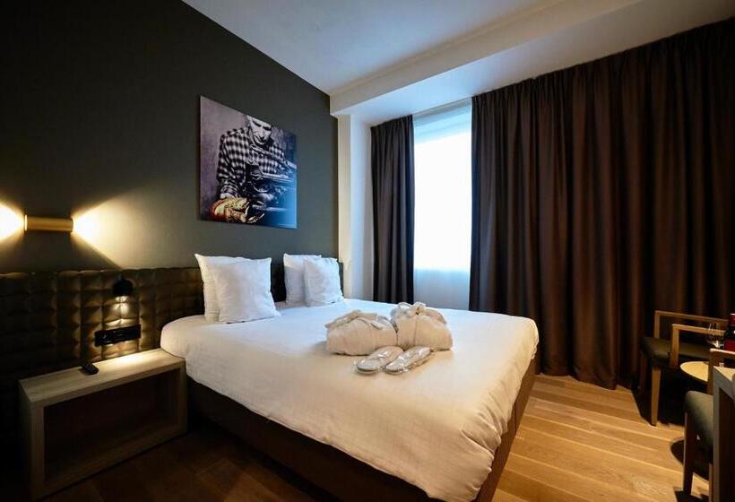 Prestige Zimmer, Mercure Roeselare