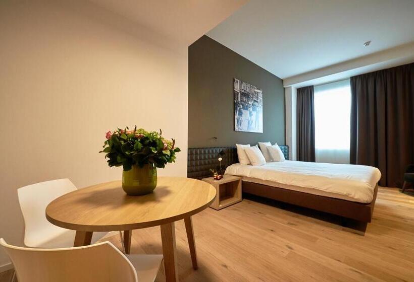 استودیوی سوپریور, Mercure Roeselare