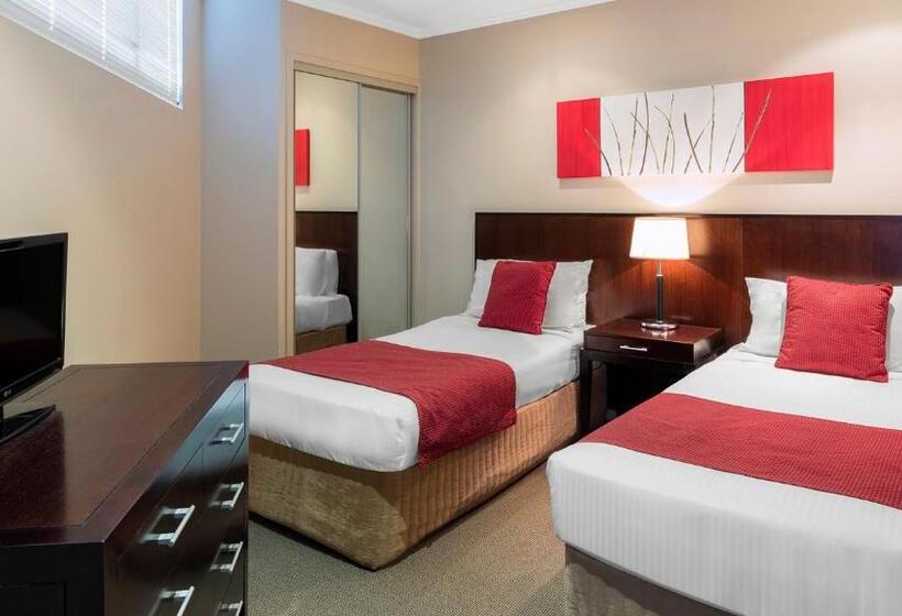3 Bedroom Premium Apartment, Oaks Hervey Bay Resort And Spa