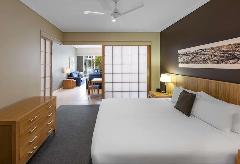 3 Bedroom Apartment Pool View, Oaks Hervey Bay Resort And Spa