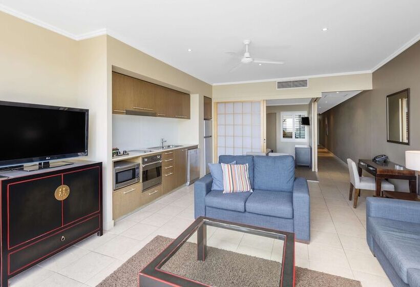 3 Bedroom Premium Apartment, Oaks Hervey Bay Resort And Spa
