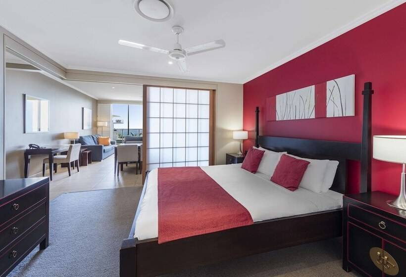 3 Bedroom Premium Apartment, Oaks Hervey Bay Resort And Spa
