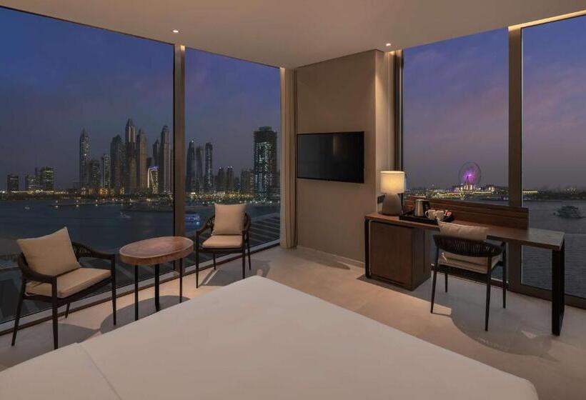 اتاق پرمیوم با چشم‌انداز دریا, Radisson Beach Resort Palm Jumeirah Dubai