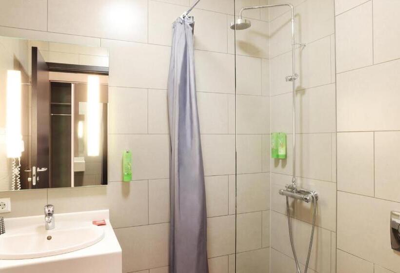 اتاق استاندارد سه نفره, Fosshotel Westfjords