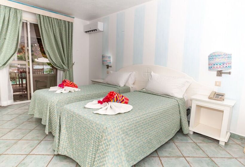 اتاق استاندارد با چشم‌انداز باغ, Ocean Point Beach Resort & Spa Adults Only